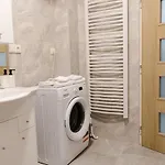 شقة Th كارلوفي فاري